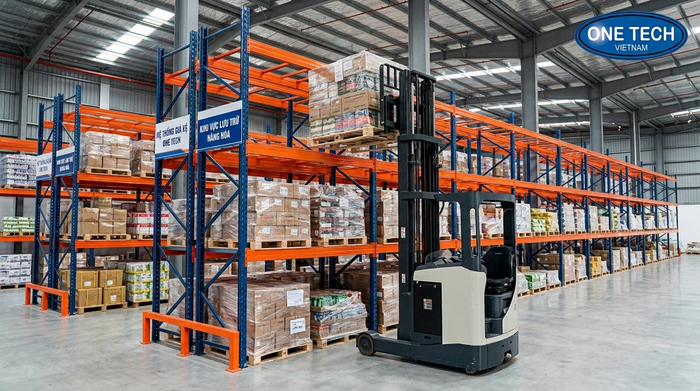 Xe nâng chuyên dụng cho hệ thống kệ kho pallet
